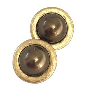 Carolee Vintage Clip On Earrings Round Brown Pearl Brushed Hammered Gold Signed